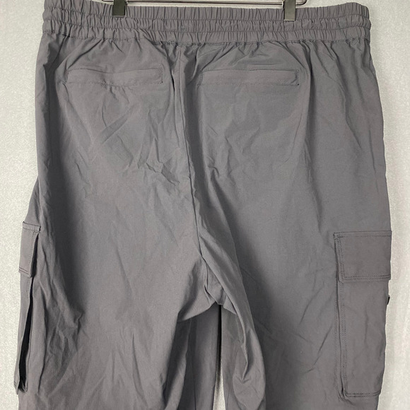 Fabletics Pants Men's 2XL Gray The Heights Cargo Pockets Straight Leg Hiking NWT - Picture 6 of 13